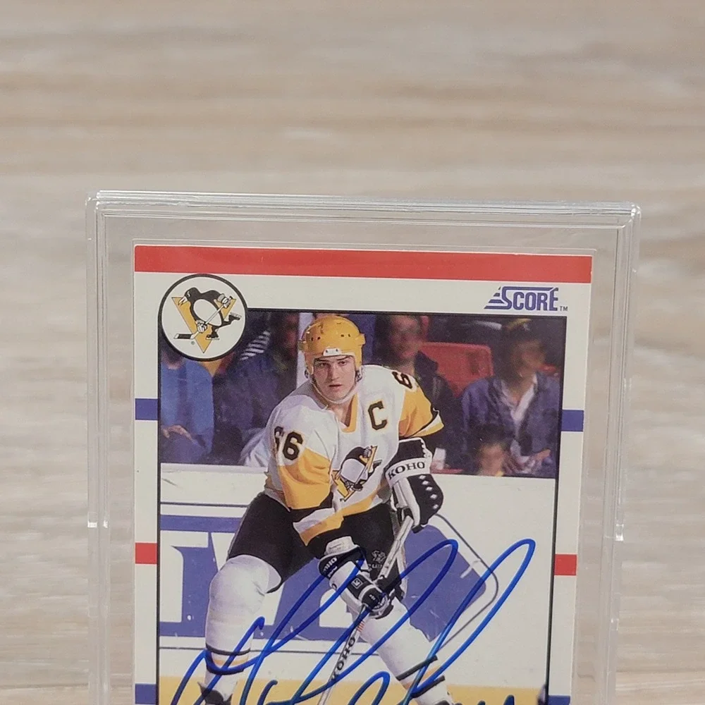1990 Score Mario Lemieux Autographed Hockey Card Pittsburgh Penguins NHL PA